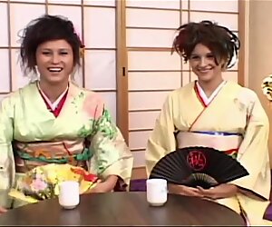Hete groepsex met stevige Japanse babes Sakura Scott & Sayuri