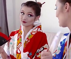 Japanese teen lesbian geishas scissor