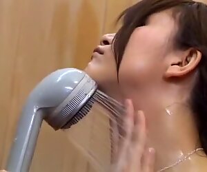 Melhores japonesas prostituta hirona yaguchi na incrível cena duche jav