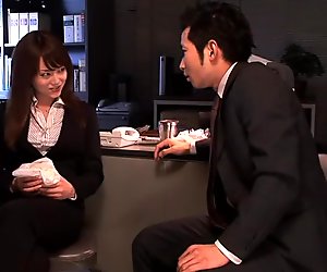 Muhteşem japon kız Akiho Yoshizawa çılgın yakın çekim jav filminde