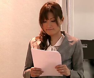 Japanese MILF Rin Ninomiya is being fingered before rammed in a reality clip