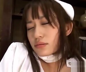 Hot νοσοκόμα Μίκα Οσάβα fucking a δονητής part3